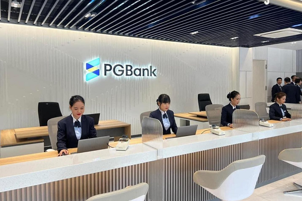 Hàng loạt sai phạm tại PGBank - Thế kỷ mới